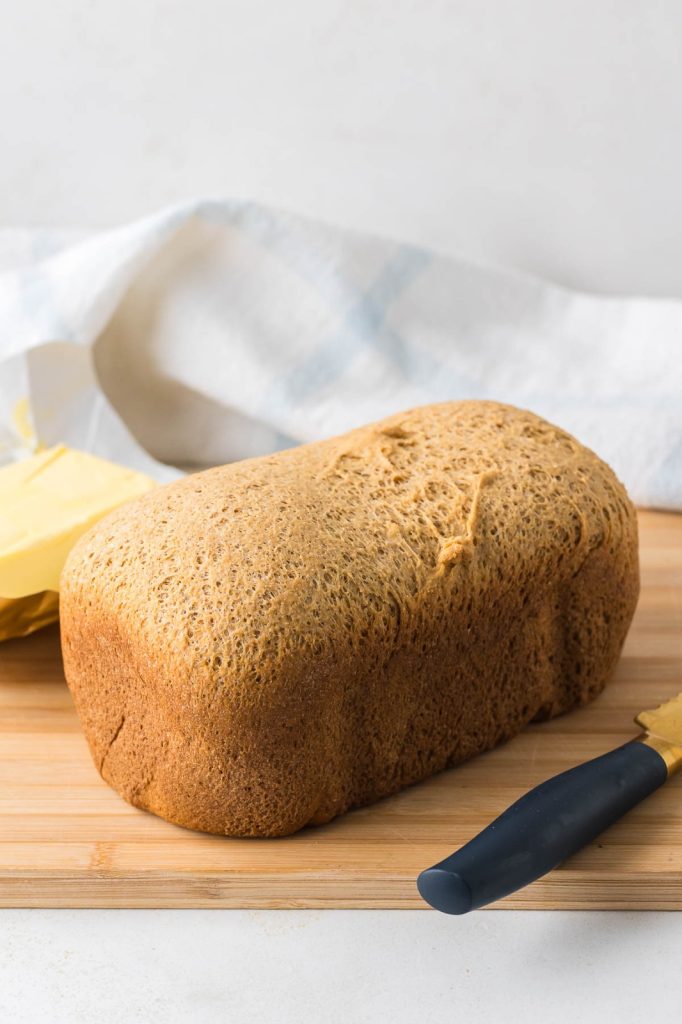 Freshly milled Bread on the cutting board