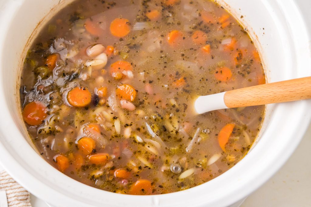 bean soup in the slow coooker