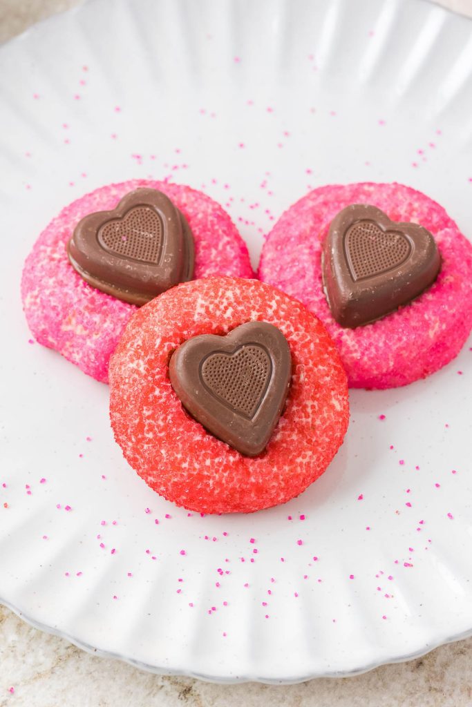 3 cookies on the plate